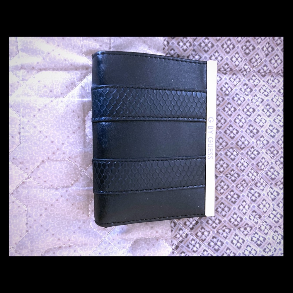 G by Guess Wallet